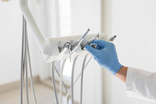 24/7 Emergency Dental Implants experts in Inglis, FL
